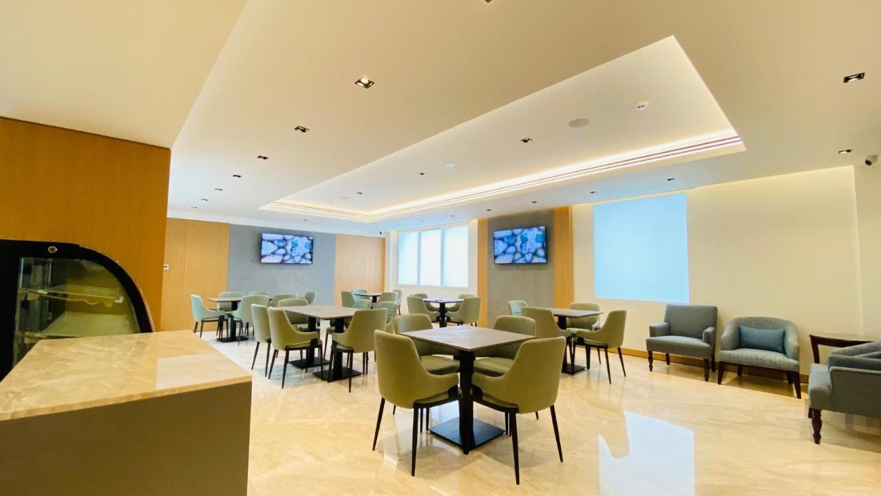 Sitara Hotel Apartment دبي المظهر الخارجي الصورة