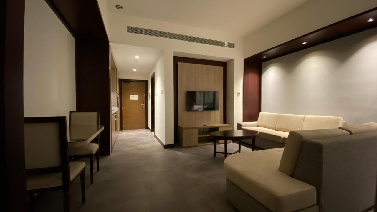 Sitara Hotel Apartment دبي المظهر الخارجي الصورة