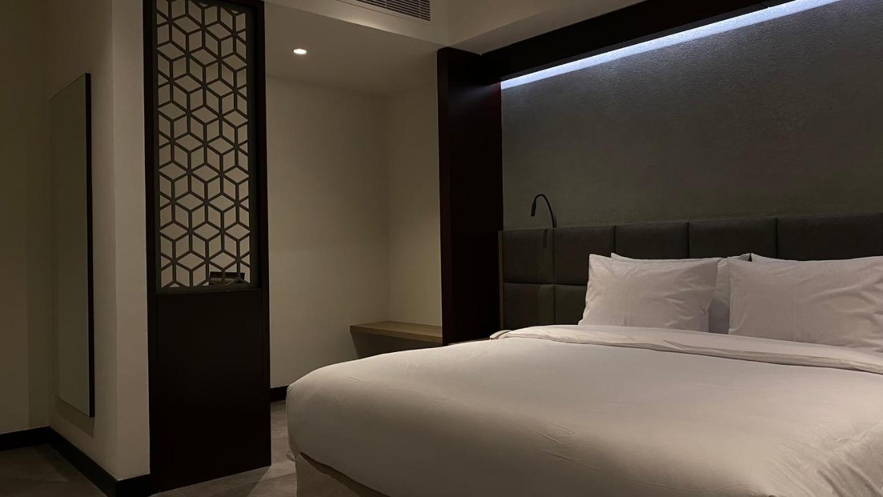 Sitara Hotel Apartment دبي المظهر الخارجي الصورة